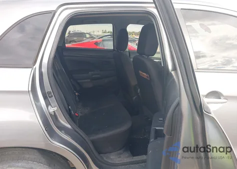 2014 Mitsubishi Outlander Sport Es z USA, uszkodzony, nr VIN 4A4AP3AU7EE011745